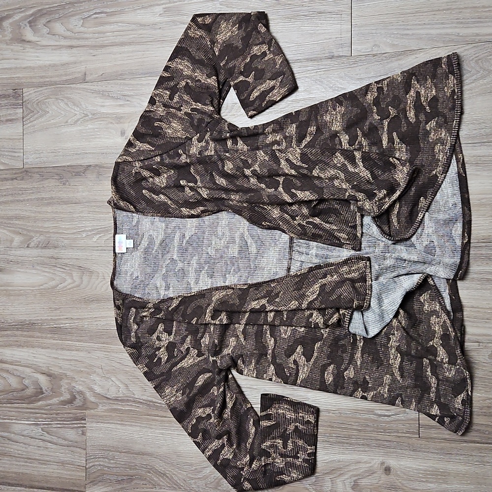 LuLaRoe Nanette Sweater Overlay Brown Camo Ribbed Stretchy Great For Layering LG